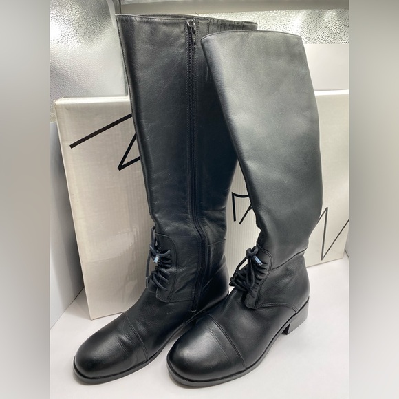 Markon Shoes - Markon Black Leather Tall Lace-Up Boots - Size 6M